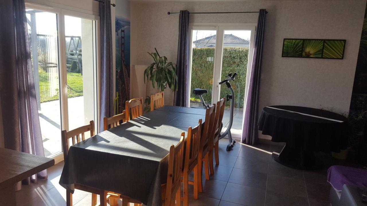 Loue 2 chambres privees dans maison avec piscine Montfaucon  Extérieur photo