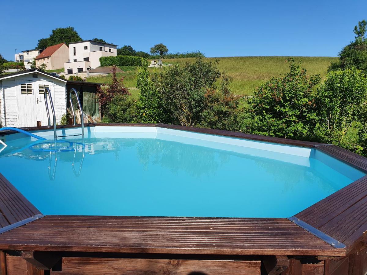 Loue 2 chambres privees dans maison avec piscine Montfaucon  Extérieur photo